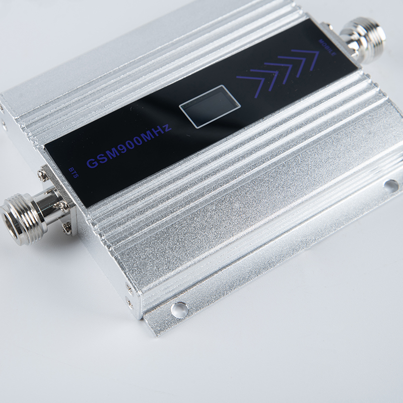 上街家用单频手机信号增强器100㎡